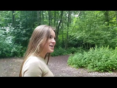 ❤️ Suxerinlle a Evelina que fodemos nun lugar público! Ela dixo que si. Entón fodiuna no cu e corme na súa boca. Entón ela cabreouse. ️ Vídeo porno a nós gl.dewporn.ru ❌